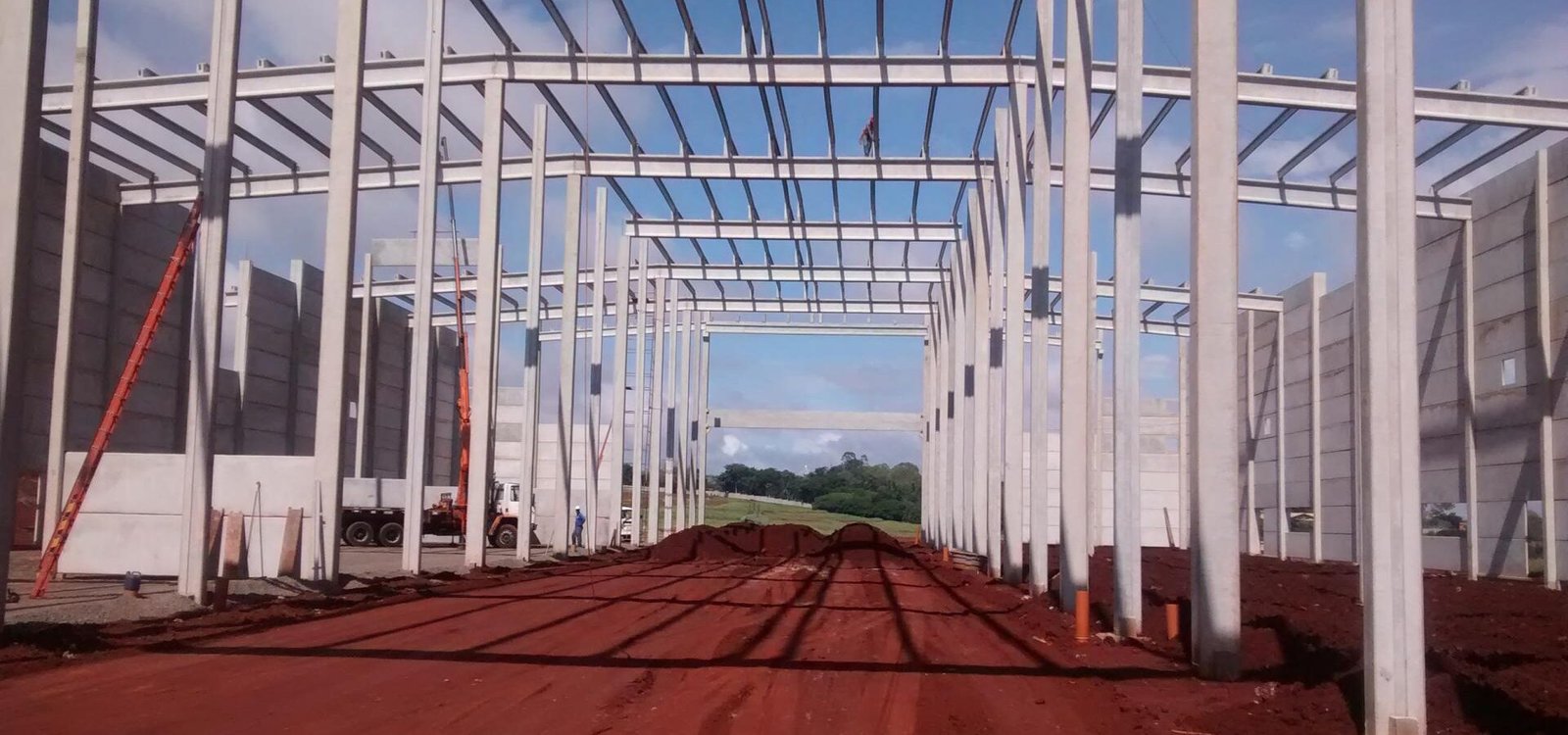 Estrutura protendida